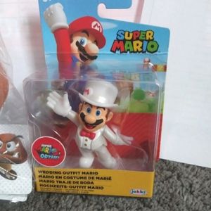 New Mario Figurine